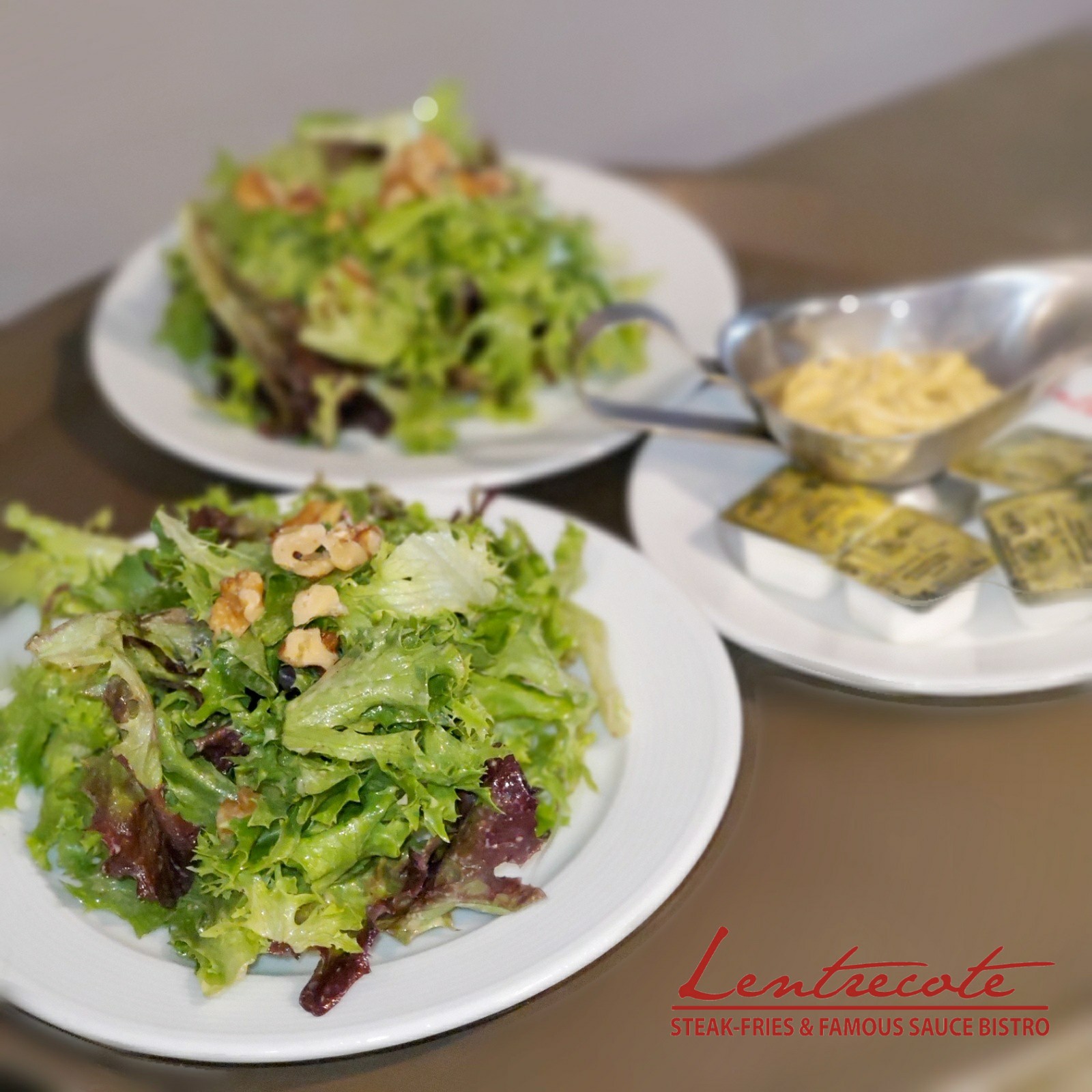 Evening ambiance at Lentrecote French Restaurant